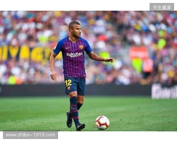 前教练:拉菲尼亚在攻防两端都能做贡献,他比登贝莱更全面 前教练:拉菲尼亚在攻防两端都能做贡献,他比登贝莱更全面