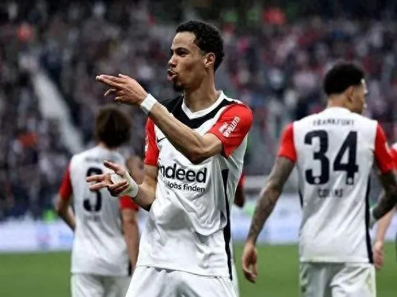 鲁尼:伊萨克为缺乏季前备战付出代价,埃基蒂克出场顺位应更靠前